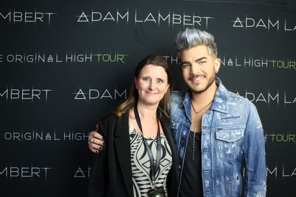 Créditos: Adam Lambert Fans
