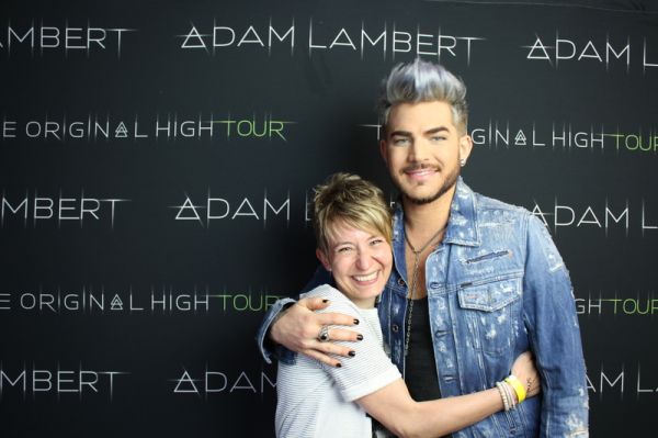 Créditos: Adam Lambert Fans
