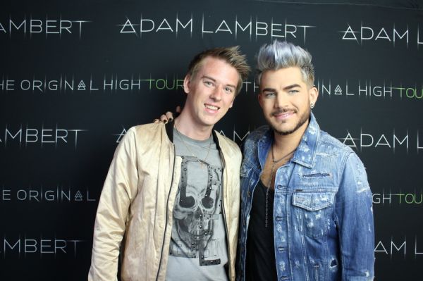 Créditos: Adam Lambert Fans

