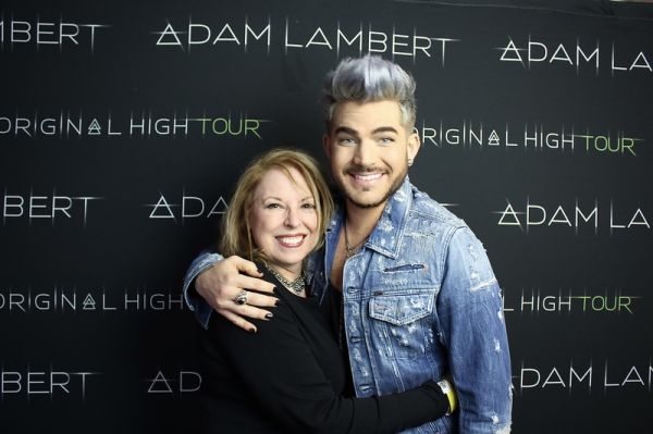 Créditos: Adam Lambert Fans
