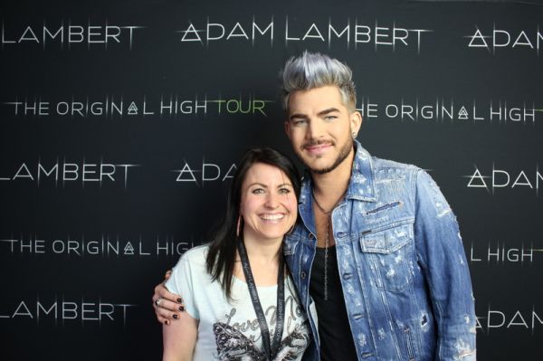 Créditos: Adam Lambert Fans

