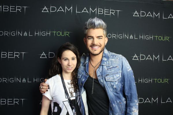 Créditos: Adam Lambert Fans
