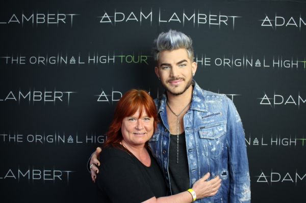 Créditos: Adam Lambert Fans
