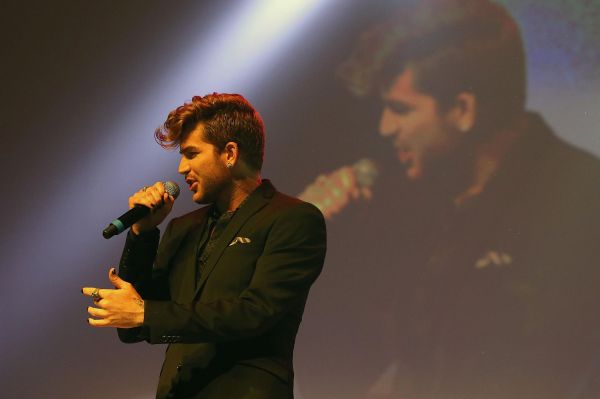 Créditos:  ‏adamlambert_pic 
