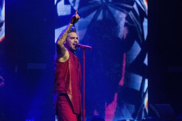 Créditos: @adamlambert_pic
