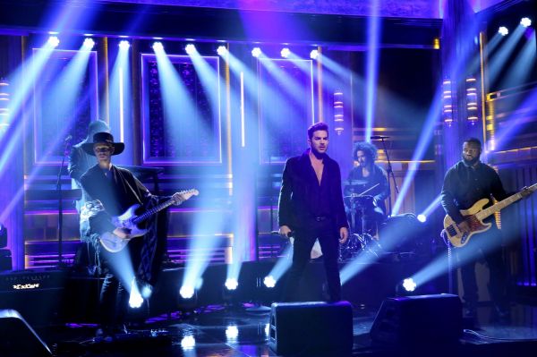 Créditos: @adamlambert_pic
