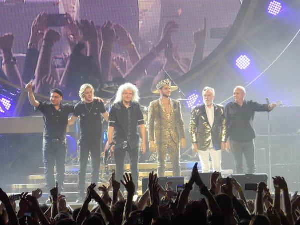 Créditos: @adamlambert_pic
