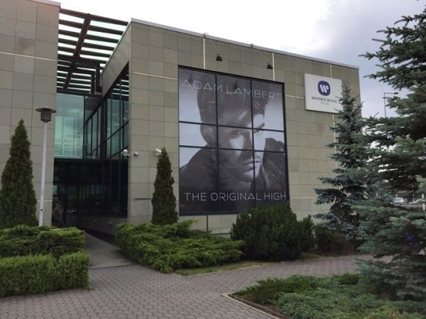 Créditos: Warner Music Poland 
