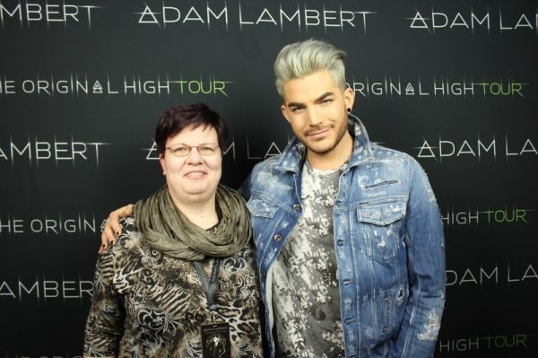 Créditos: Adam Lambert Fans
