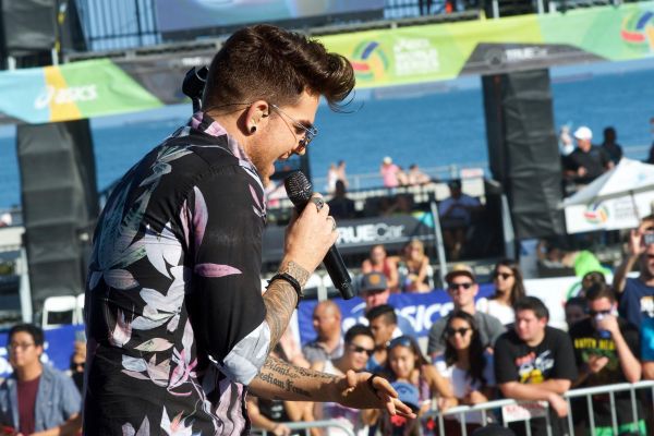 Créditos: @adamlambert_pic

