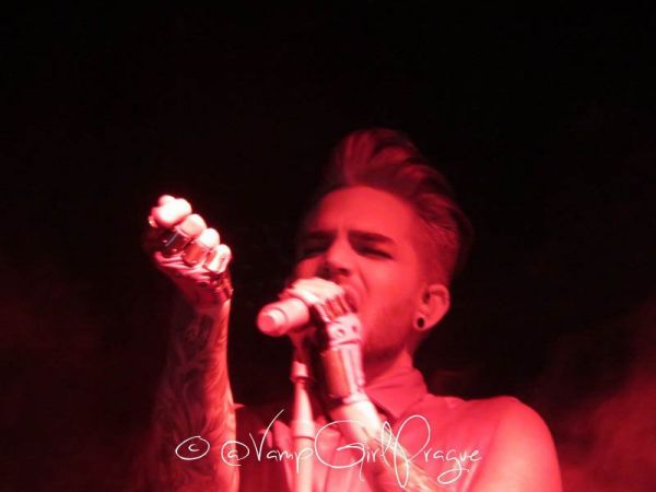 Créditos: @VampGirlPrague

