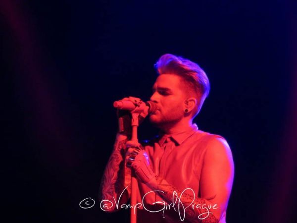 Créditos: @VampGirlPrague
