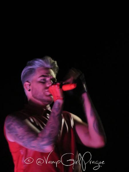 Créditos: @VampGirlPrague
