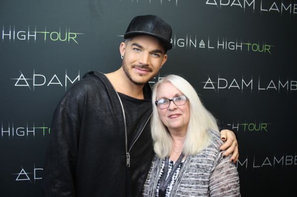 Créditos: Adam Lambert Fans
