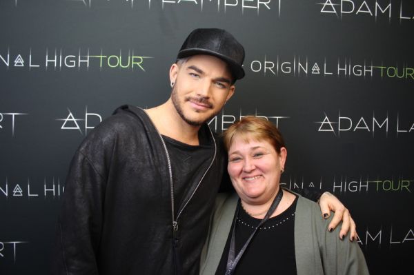 Créditos: Adam Lambert Fans
