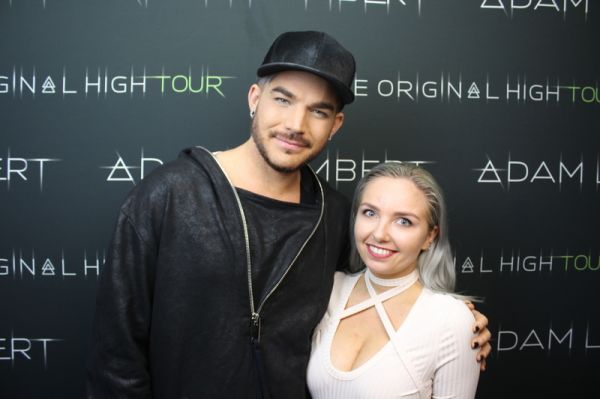 Créditos: Adam Lambert Fans
