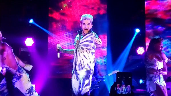 Créditos: risinxhendersun
