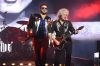 Nome da imagem=adam-lambert-and-brian-may-of-queen-adam-lambert-perform-at-sap-on-picture-id803823056.jpg
Tamanho=46KB
Dimensão=612x409
Data Envio=01 Jul, 2017 adam-lambert-and-brian-may-of-queen-adam-lambert-perform-at-sap-on-picture-id803823056.jpg