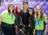 Nome da imagem=adam-lambert-and-listeners-1-of-16.jpg
Tamanho=305KB
Dimensão=1000x724
Data Envio=26 Jun, 2012 adam-lambert-and-listeners-1-of-16.jpg