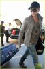 Nome da imagem=adam-lambert-catches-flight-04.jpg
Tamanho=186KB
Dimensão=817x1222
Data Envio=25 Set, 2012 adam-lambert-catches-flight-04.jpg