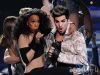 Nome da imagem=adam-lambert-divas-live-red-carpet-12172012-88-900x675.jpg
Tamanho=450KB
Dimensão=900x675
Data Envio=21 Dez, 2012 adam-lambert-divas-live-red-carpet-12172012-88-900x675.jpg