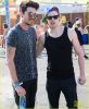 Nome da imagem=adam-lambert-hammer-time-at-just-jared-summer-kick-off-party-presented-by-mcdonalds-15.jpg
Tamanho=285KB
Dimensão=1011x1222
Data Envio=04 Jun, 2013 adam-lambert-hammer-time-at-just-jared-summer-kick-off-party-presented-by-mcdonalds-15.jpg