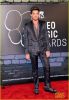 adam-lambert-mtv-vmas-2013-red-carpet-02.jpg