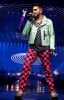 Nome da imagem=glambert_family4.jpg
Tamanho=208KB
Dimensão=690x1075
Data Envio=03 Jul, 2018 glambert_family4.jpg