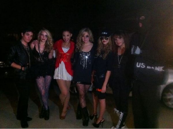 Créditos:  @musicagain_ @SashaaPieterse
