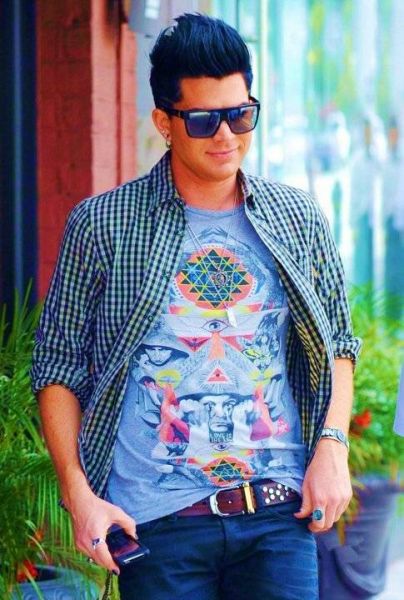 10/03
Créditos: @LuvMyLife77
