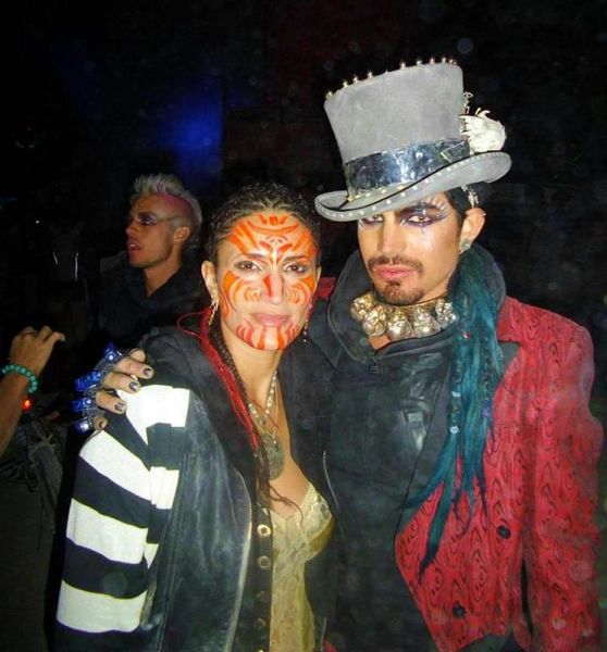 11/10
Créditos: Adam Lambert TV
