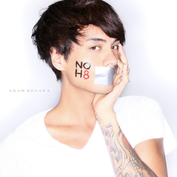 Sutan Amrull
Créditos: NOH8 Campaign / Photo by Adam Bouska

