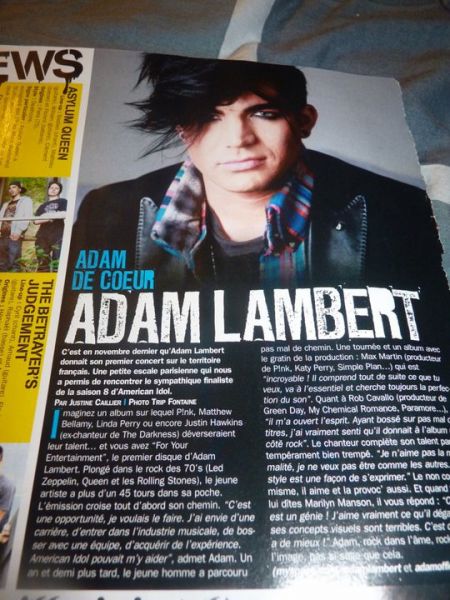 Créditos: Adam Lambert: Le Journal Des Fans
